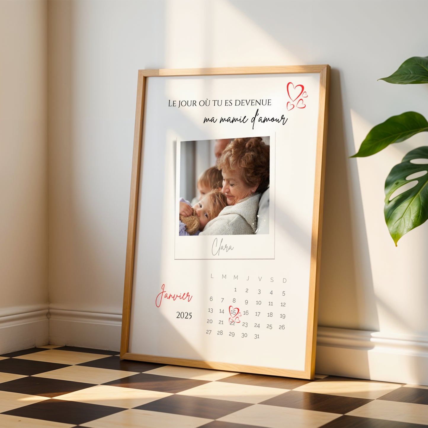 Affiche Mamie Personnalisée with photo, heart design, and calendar for Fête des Grands-Mères in red and gold details.