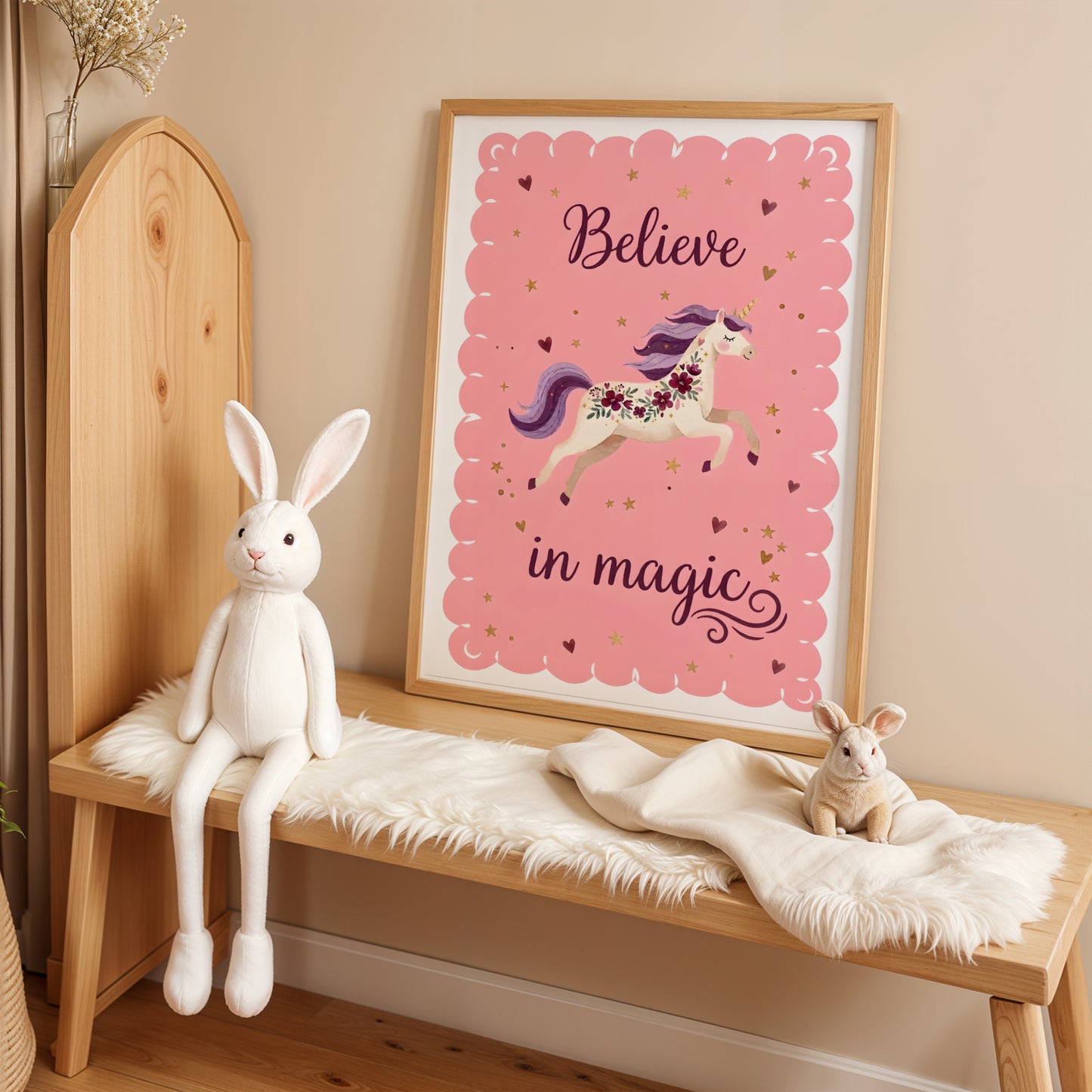 Affiche Licorne Enfant – Poster “Believe in Magic” – Décoration Chambre Fille Rose – Illustration Magique – Cadeau Fille Bébé – Déco Licorne