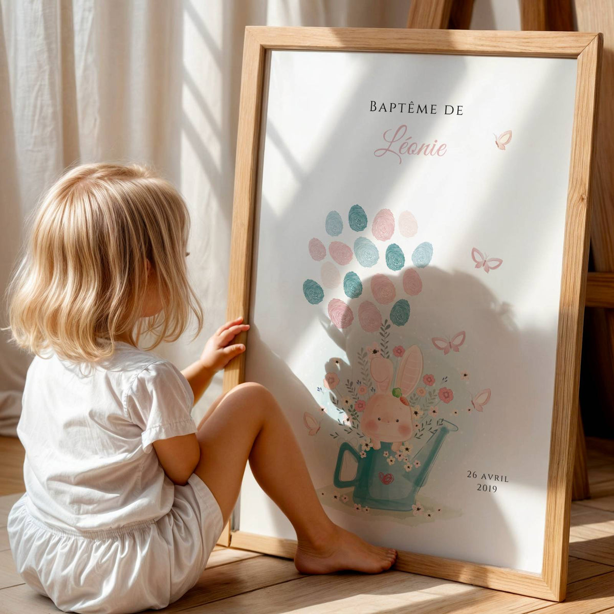 Affiche arbre à empreintes lapin et fleurs - Déco anniversaire baptême personnalisée fille rose par le Temps des Paillettes - Image 5