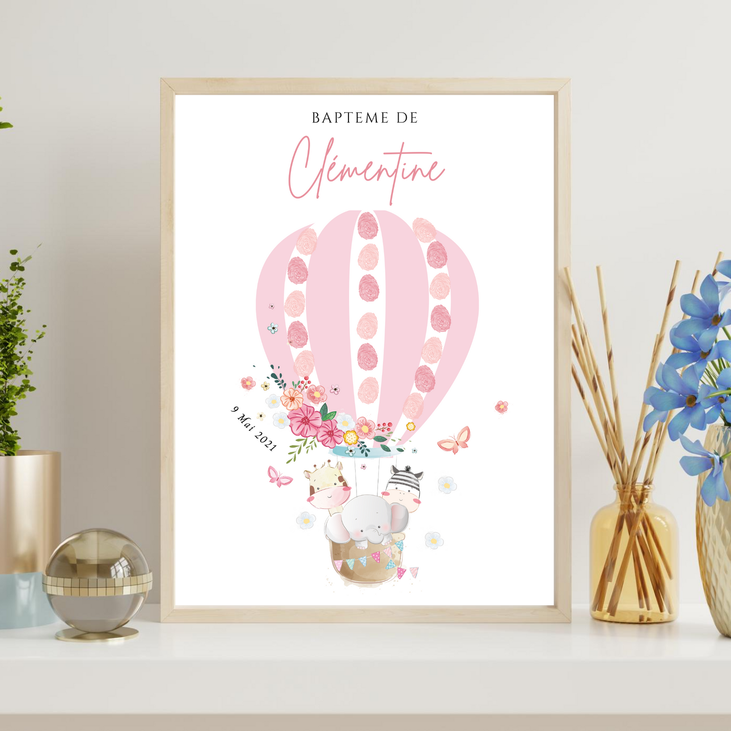 Affiche arbre à empreintes montgolfière et animaux - Déco baptême anniversaire personnalisée par le Temps des Paillettes - Le Temps des Paillettes