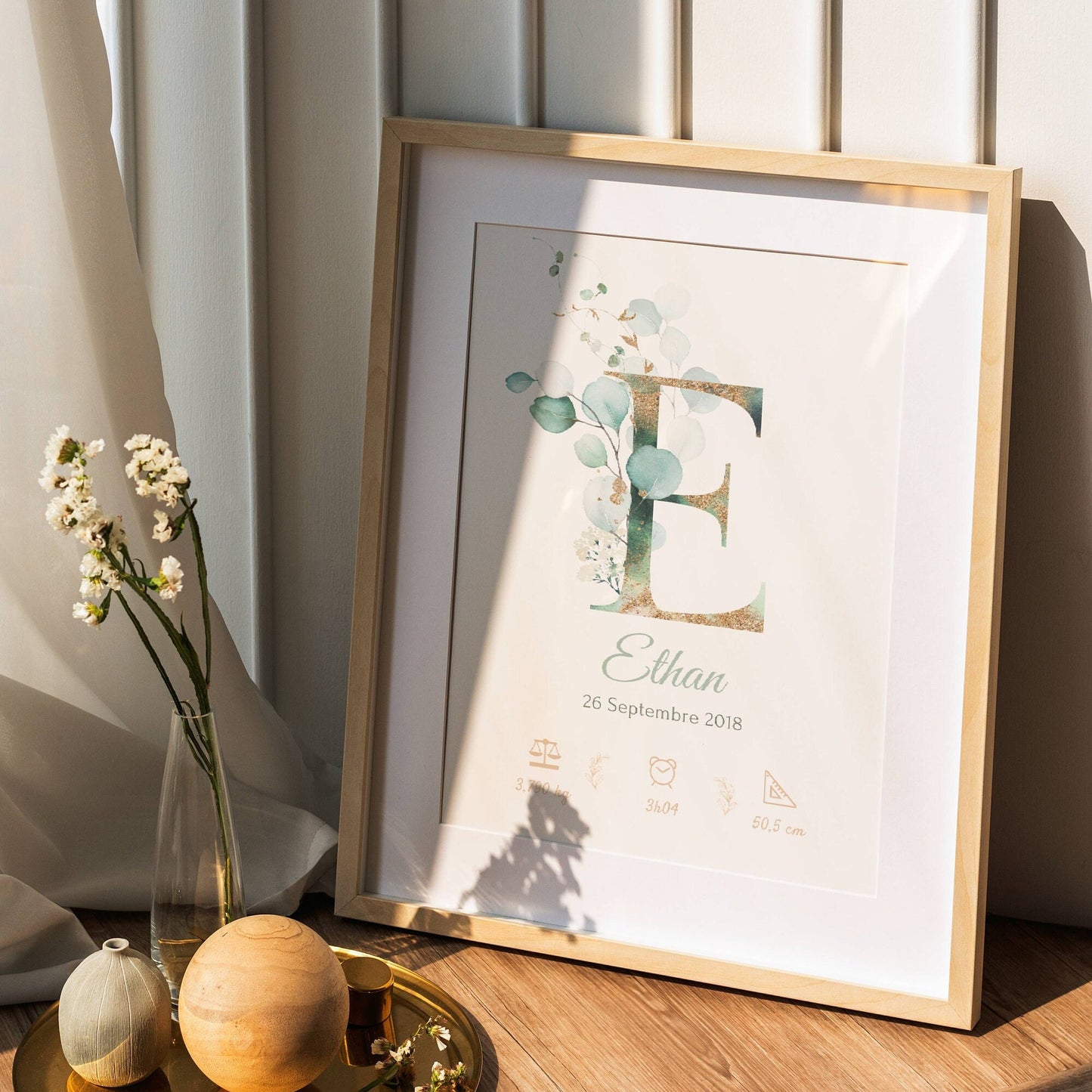 Affiche de naissance personnalisée prénom initiale eucalyptus - Cadeau de naissance personnalisé par Le Temps des Paillettes - Le Temps des Paillettes