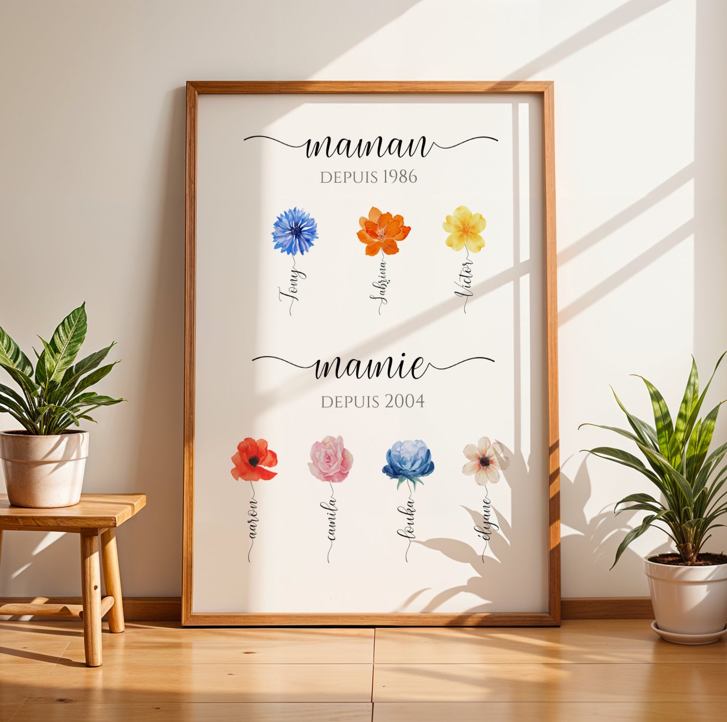 Affiche Mamie Personnalisée with colorful flowers in wooden frame for Fête des Grands-Mères display.