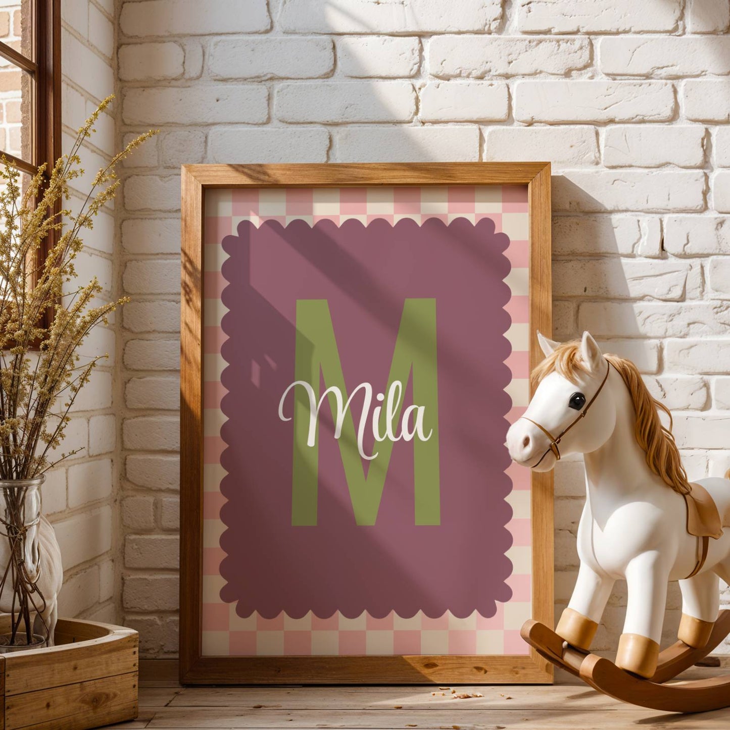 affiche initiale enfant style rétro doux violet rose personnalisée décoration murale