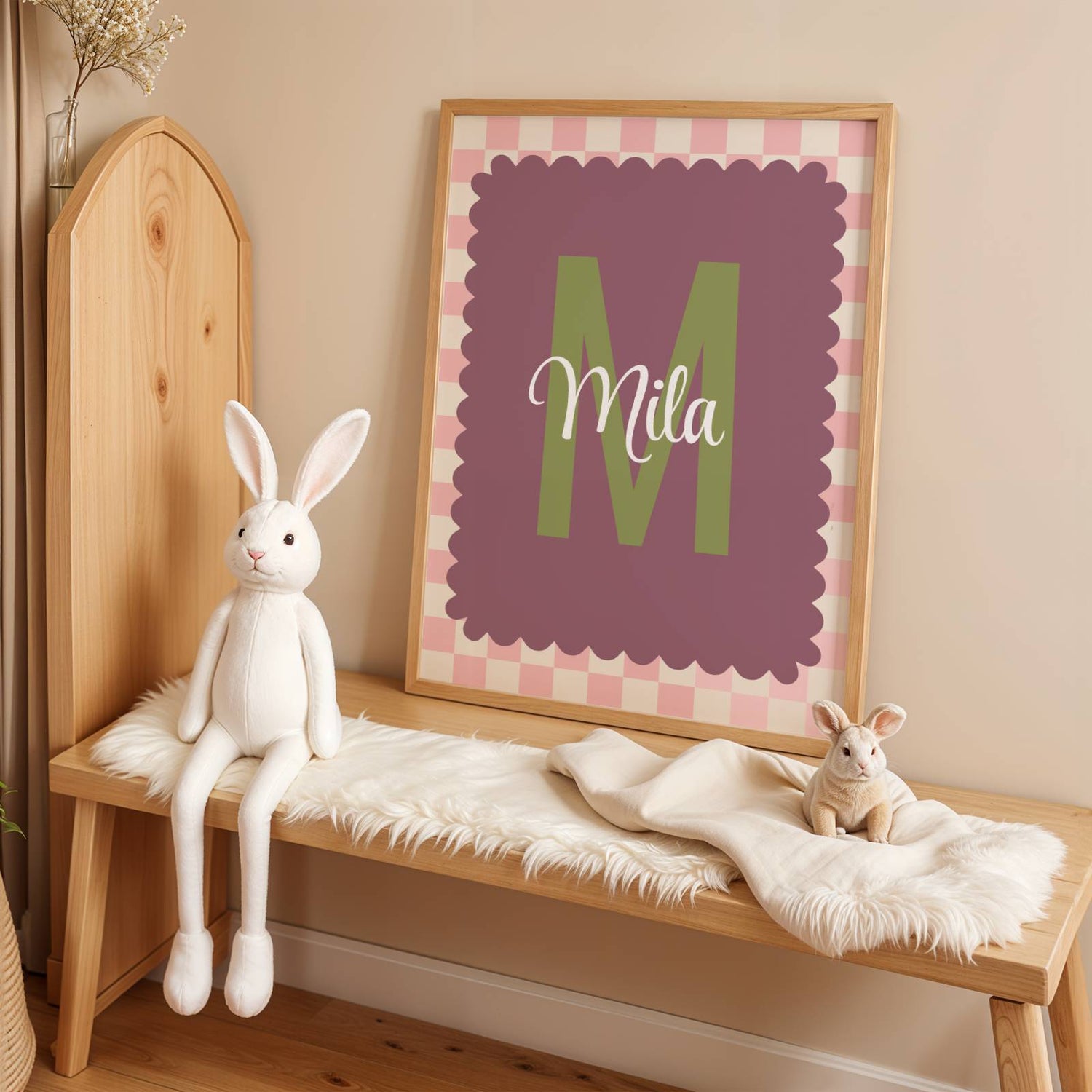 cadeau baptême affiche initiale personnalisée violet rose vichy rétro chambre bébé