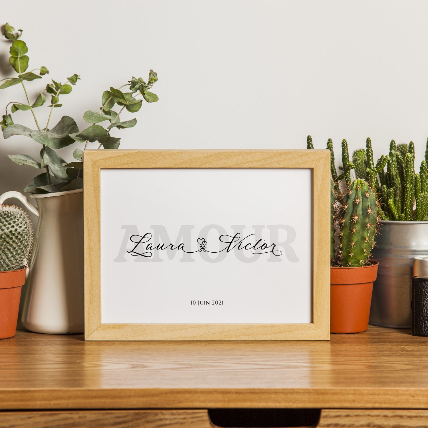 Affiche couple personnalisée avec prénoms entrelacés par coeur et date - Cadeau de Saint-Valentin Unique