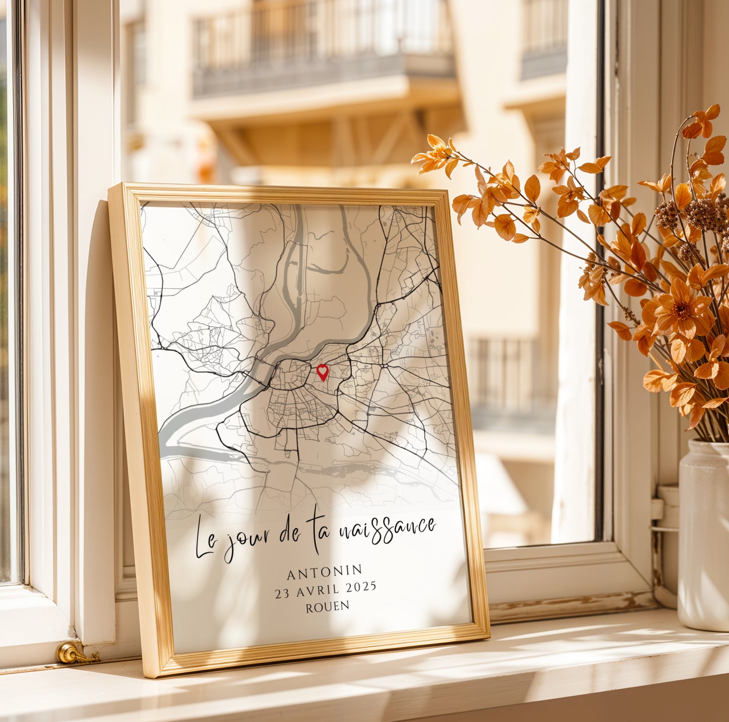 Immortalisez la naissance de votre bébé avec notre affiche personnalisée : prénom, date, ville et photo. Cadeau de naissance original et décoration élégante pour la chambre de bébé.