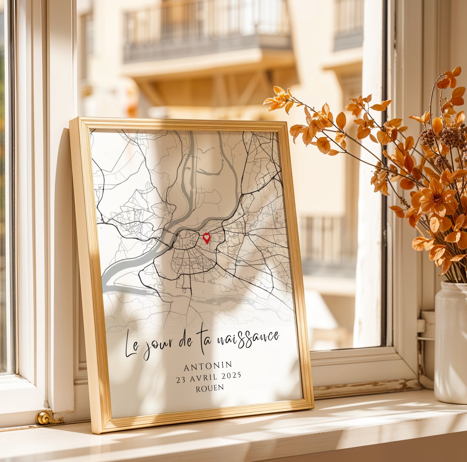 Immortalisez la naissance de votre bébé avec notre affiche personnalisée : prénom, date, ville et photo. Cadeau de naissance original et décoration élégante pour la chambre de bébé.