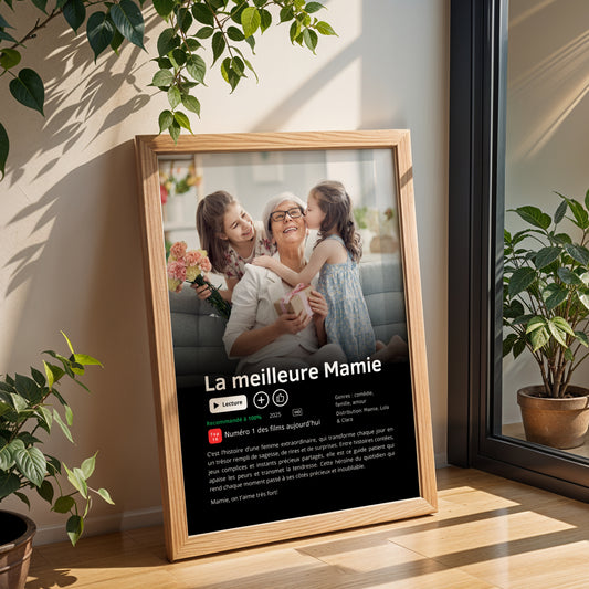 Affiche Mamie Personnalisée avec photo encadrée style série, texte "La meilleure Mamie" pour Fête des Grands-Mères.