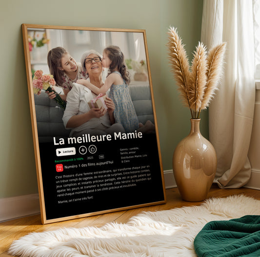Affiche Mamie Personnalisée style Netflix poster with photo and text "La meilleure Mamie" for Fête des Grands-Mères.