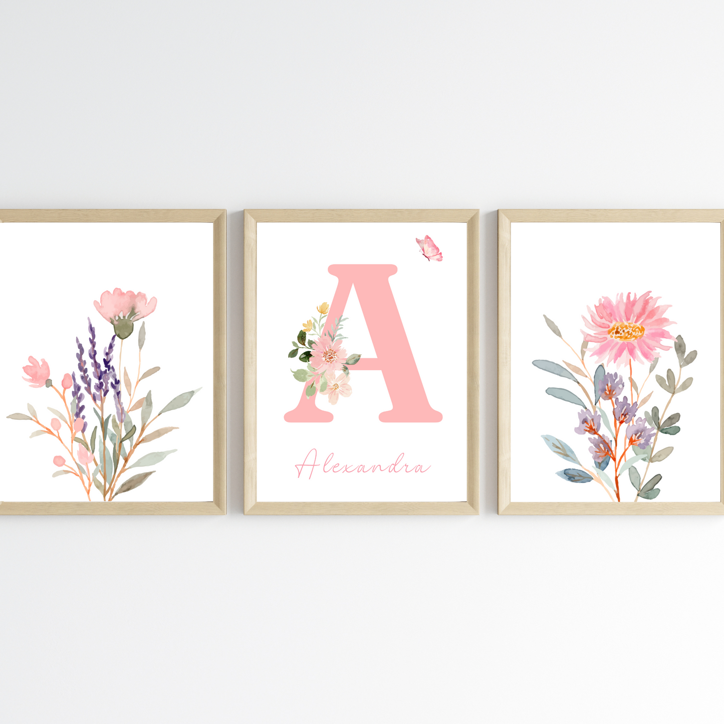 Set de 3 affiches fleurs chambre d'enfant  - Décoration fille avec prénom - Initiale et bouquet de fleurs par Le Temps des Paillettes