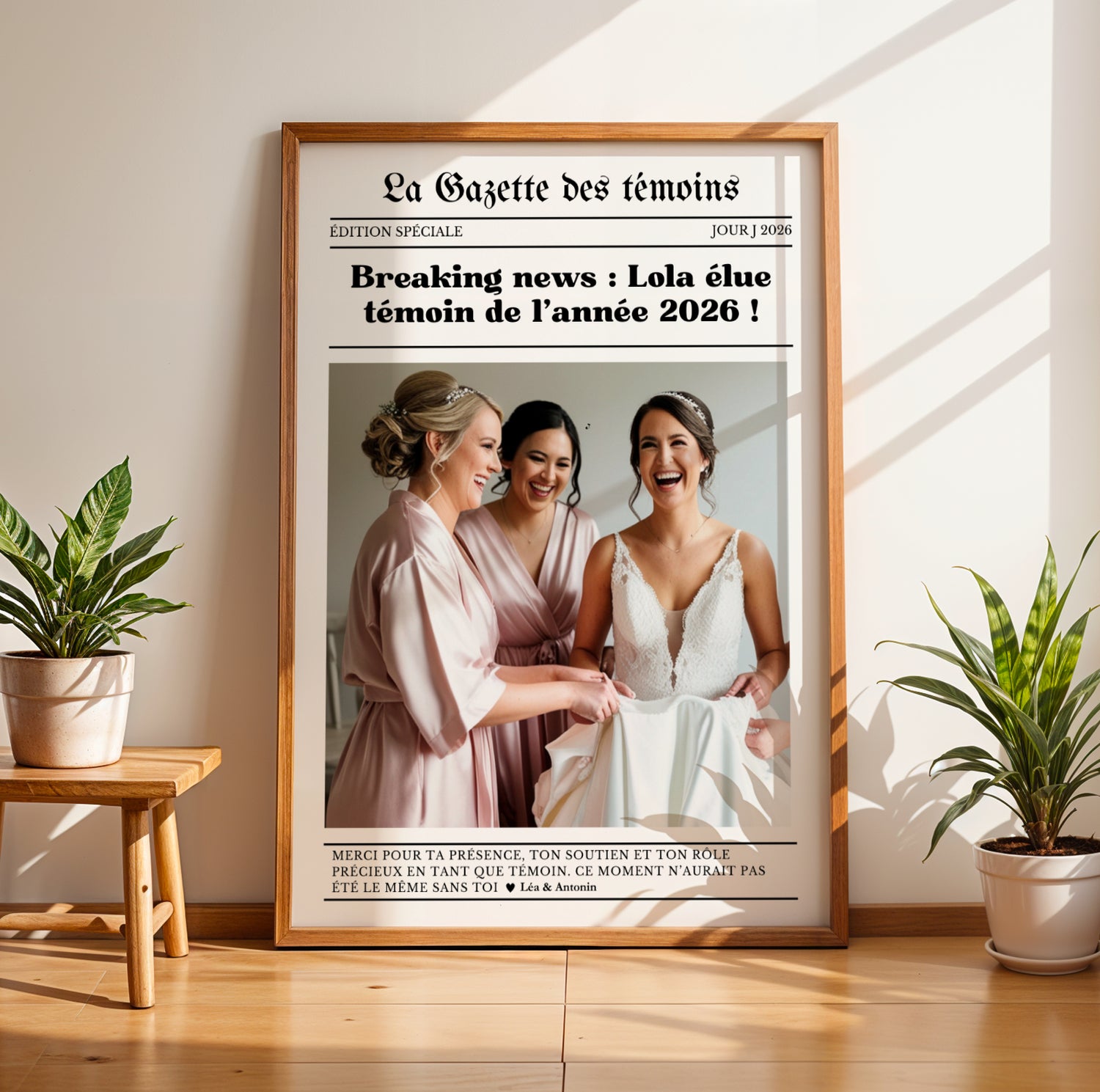 affiche gazette témoin personnalisée avec photo et texte, cadeau témoin mariage original, affiche journal mariage personnalisée, idée cadeau témoin remerciement, affiche souvenir mariage personnalisé, gazette mariage personnalisée Le Temps des Paillettes, affiche témoin photo et date, cadeau mariage témoin unique