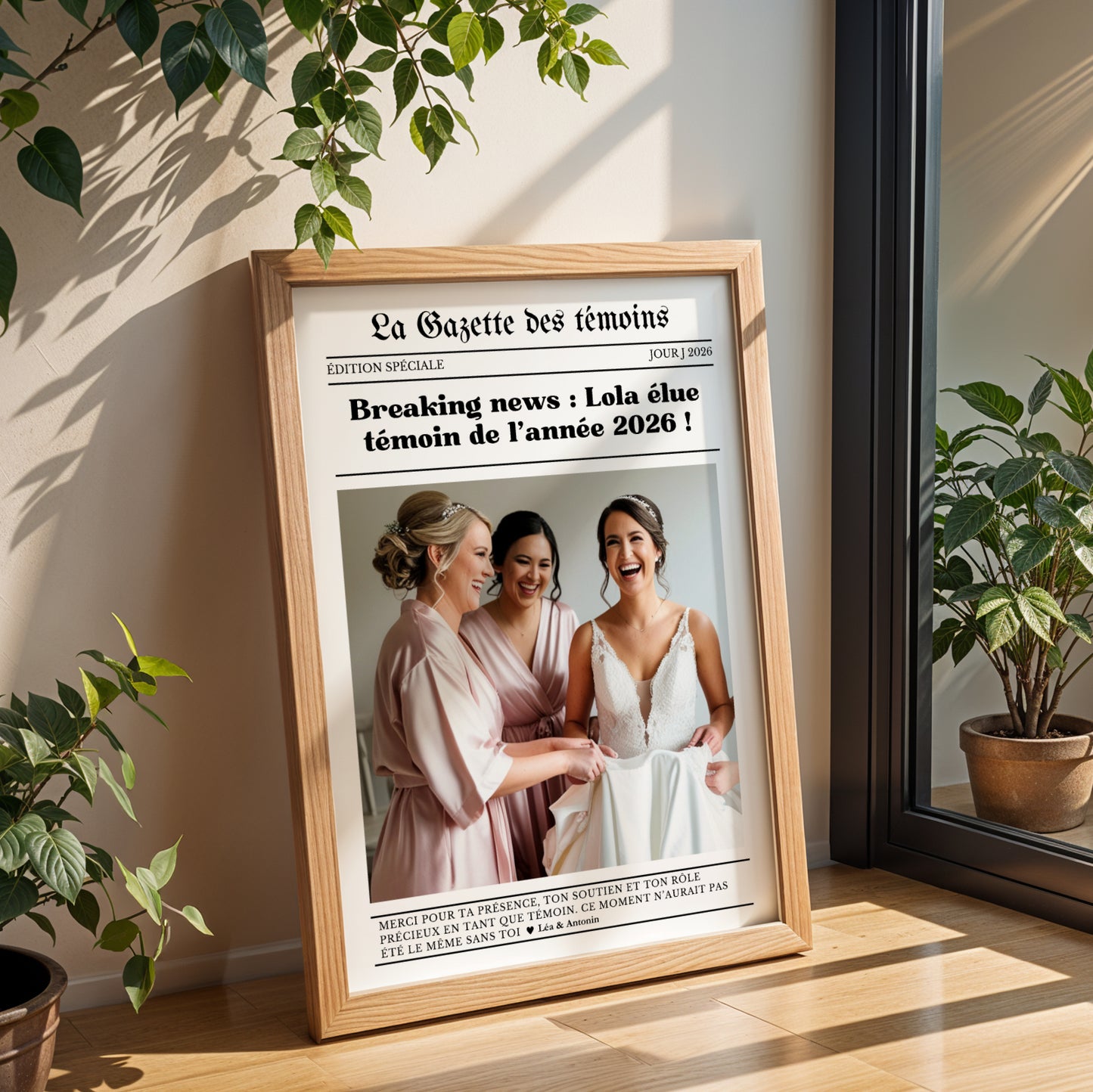 affiche gazette témoin personnalisée avec photo et texte, cadeau témoin mariage original, affiche journal mariage personnalisée, idée cadeau témoin remerciement, affiche souvenir mariage personnalisé, gazette mariage personnalisée Le Temps des Paillettes, affiche témoin photo et date, cadeau mariage témoin unique