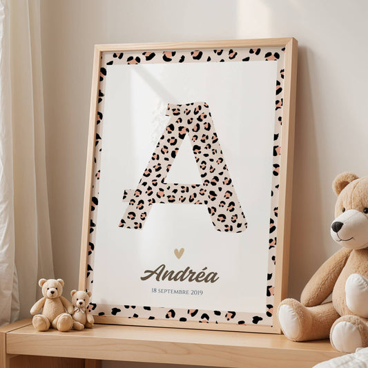 Affiche enfant prénom personnalisée – Lettre initiale léopard