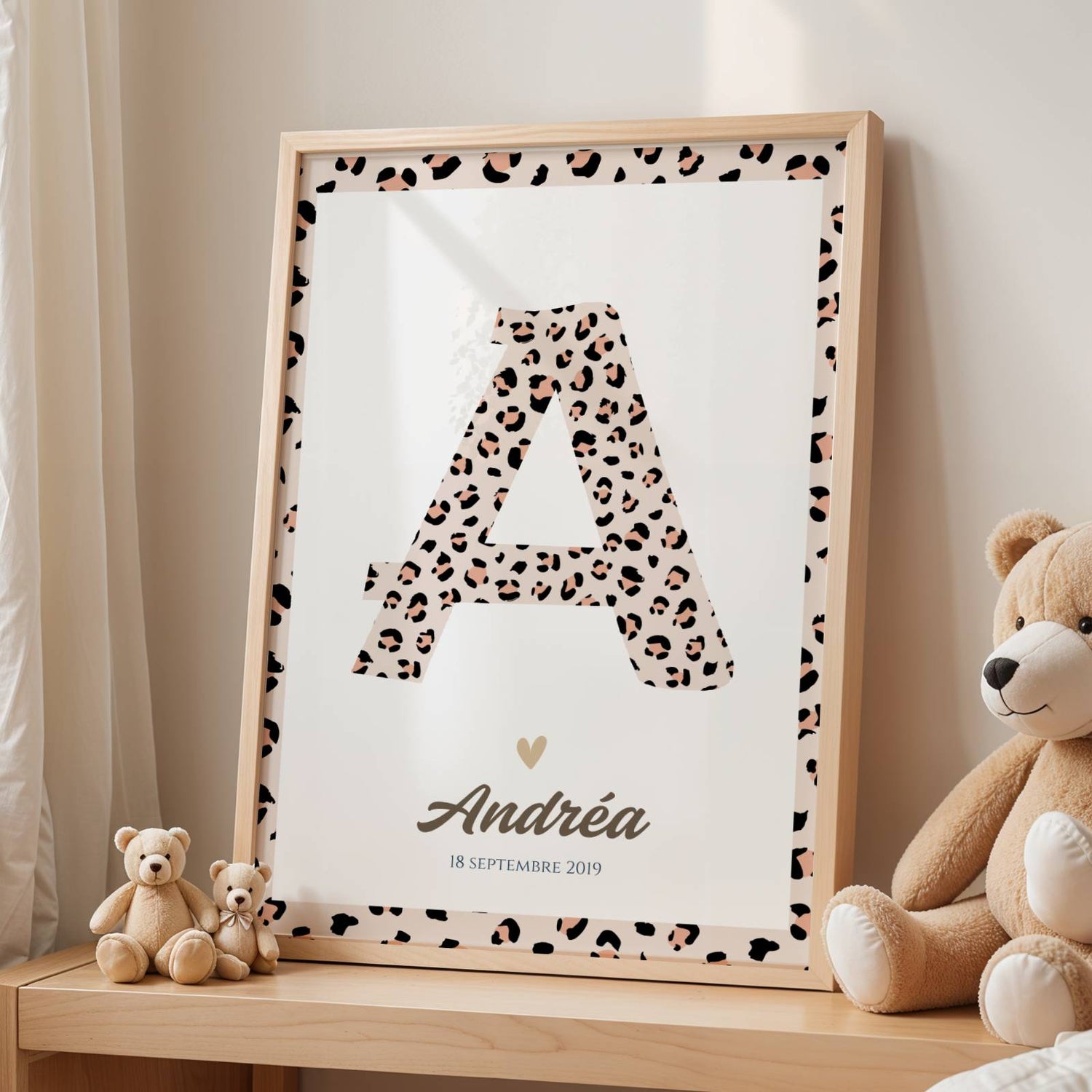 affiche prénom personnalisée enfant lettre initiale léopard tendance chambre fille