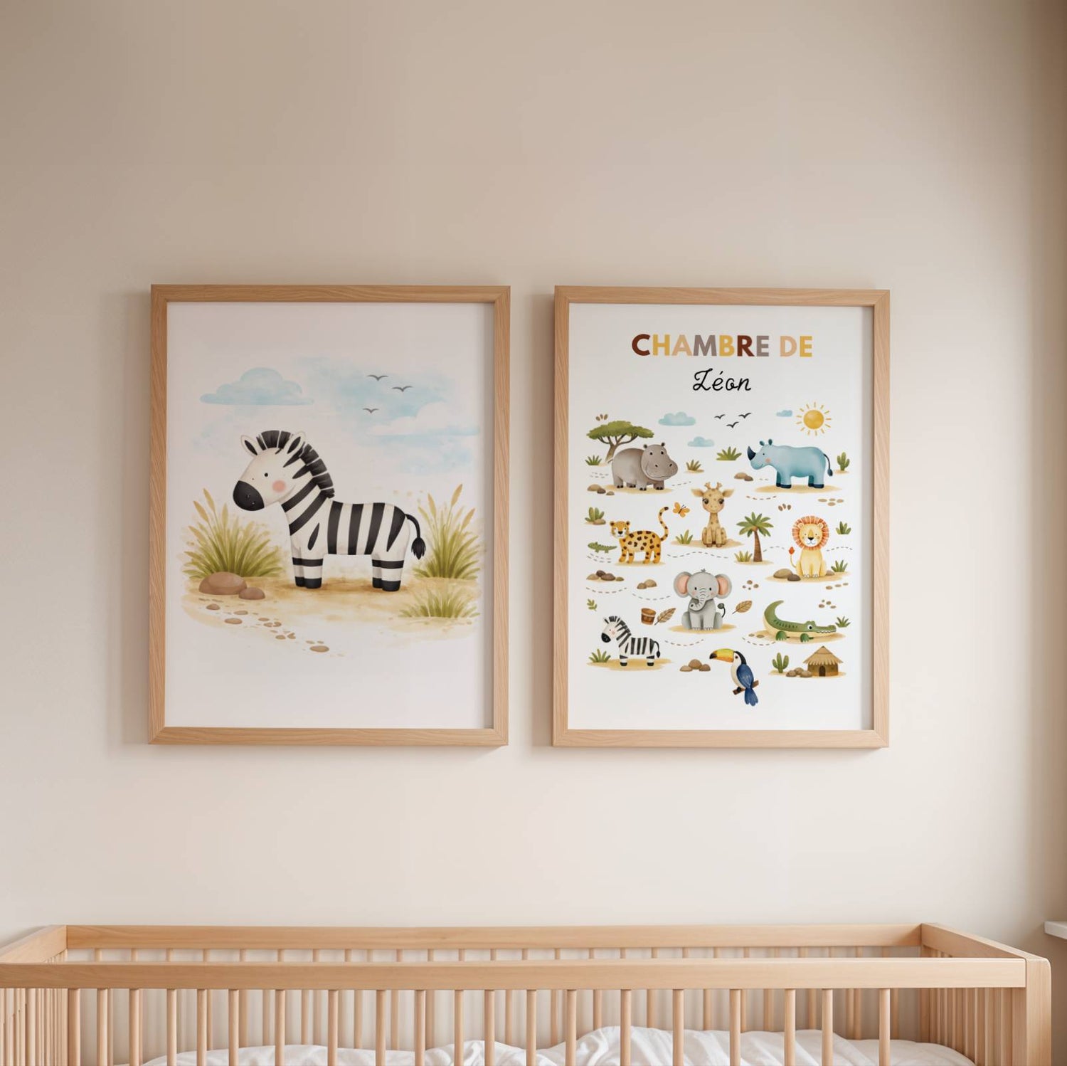Créez un univers sauvage et poétique avec ce trio d'affiches "Savane" entièrement personnalisable pour la chambre de votre enfant.