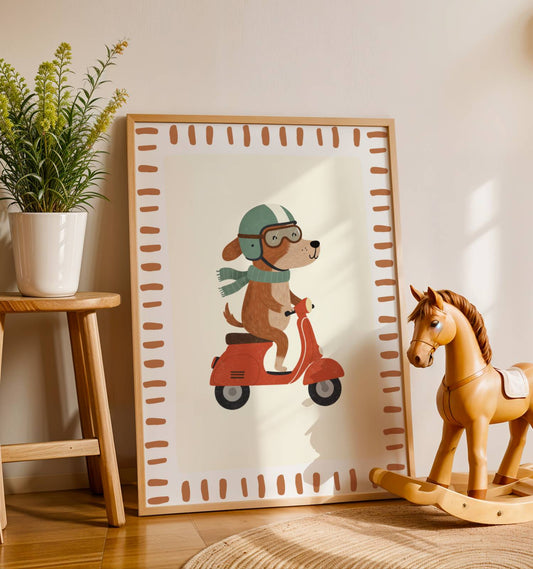 Affiche Chien Scooter – Poster Coloré Animaux Rigolos Chambre Enfant Dopamine Decor Cadeau Naissance