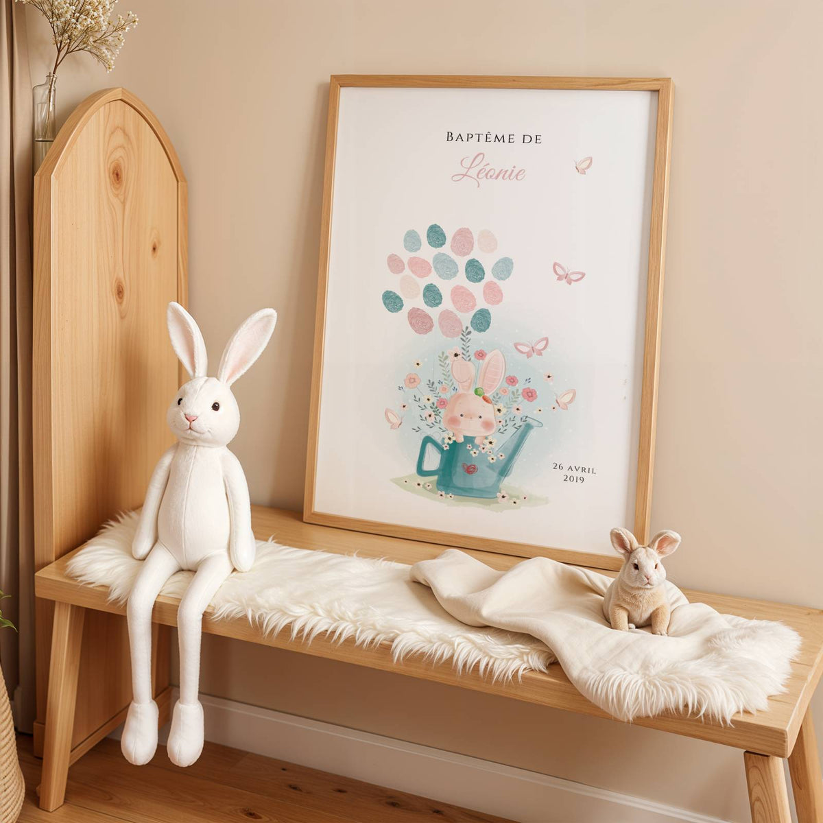 Affiche arbre à empreintes lapin et fleurs - Déco anniversaire baptême personnalisée fille rose par le Temps des Paillettes - Image 4