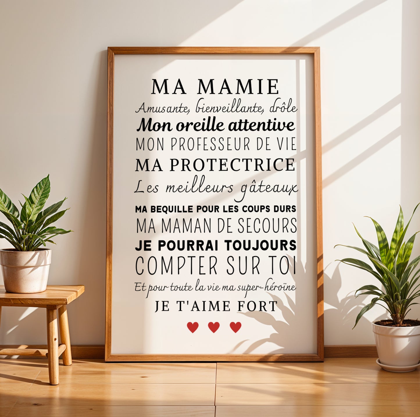 Affiche Mamie Personnalisée in wooden frame with loving French text and red hearts for Fête des Grands-Mères.