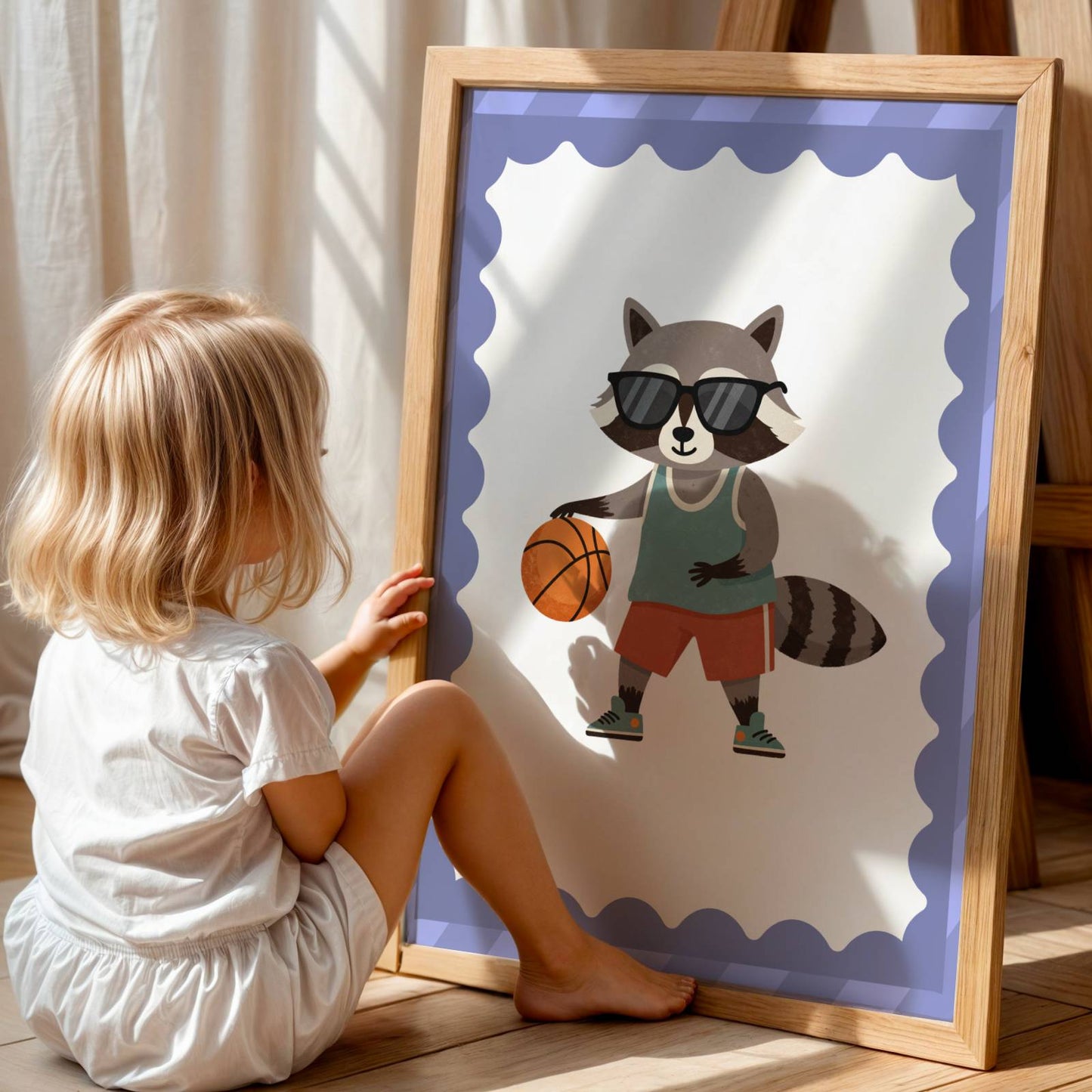 Affiche Enfant Raton Laveur Fan de Basket – Illustration Sportive et Ludique pour Décoration de Chambre d’Enfant