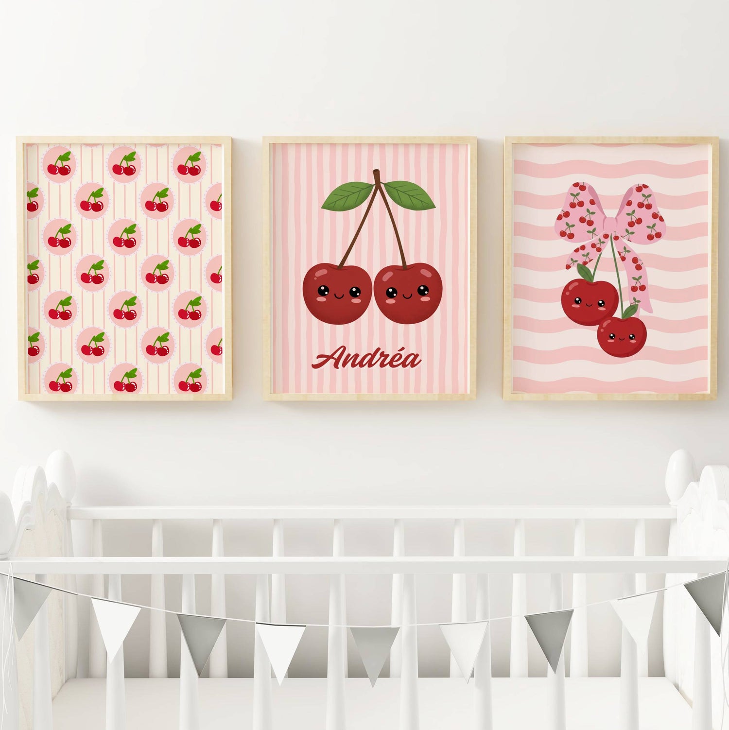 Trio d’affiches cerise kawaii pour chambre enfant avec illustrations de cerises rouges mignonnes, motifs vichy roses et détails coquette. Décoration murale colorée style dopamine decor idéale pour une chambre bébé, salle de jeux ou coin lecture. Set de 3 posters fruités au design rétro et kawaii apportant une ambiance joyeuse, douce et tendance. Parfait pour une décoration chambre fille ou mixte avec des couleurs vibrantes et une esthétique ludique moderne.
