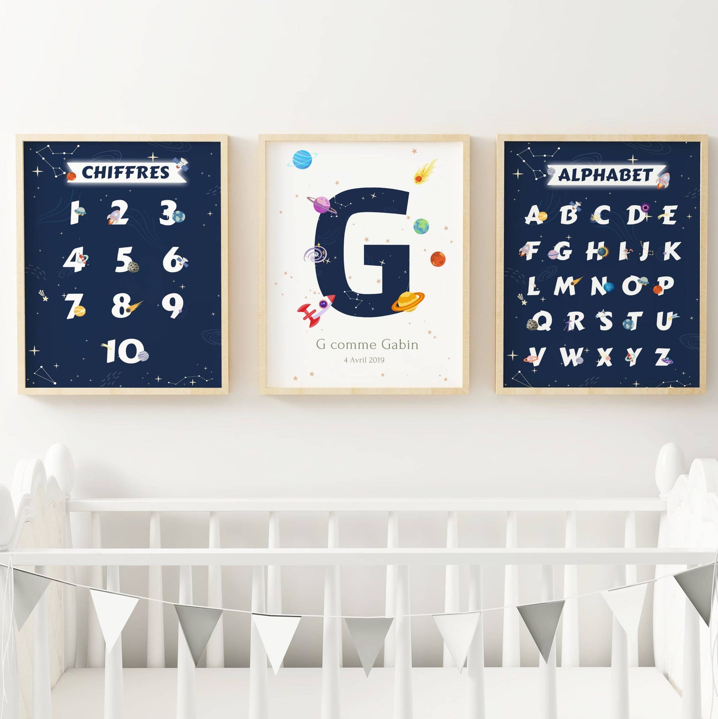 Set de 3 Affiches Espace Enfant -affiches alphabet, chiffres et prénom thème de l'espace pour enfant