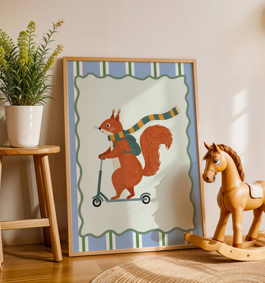 Affiche Écureuil Trottinette – Poster Coloré Animaux Rigolos Chambre Enfant Dopamine Decor Cadeau Naissance