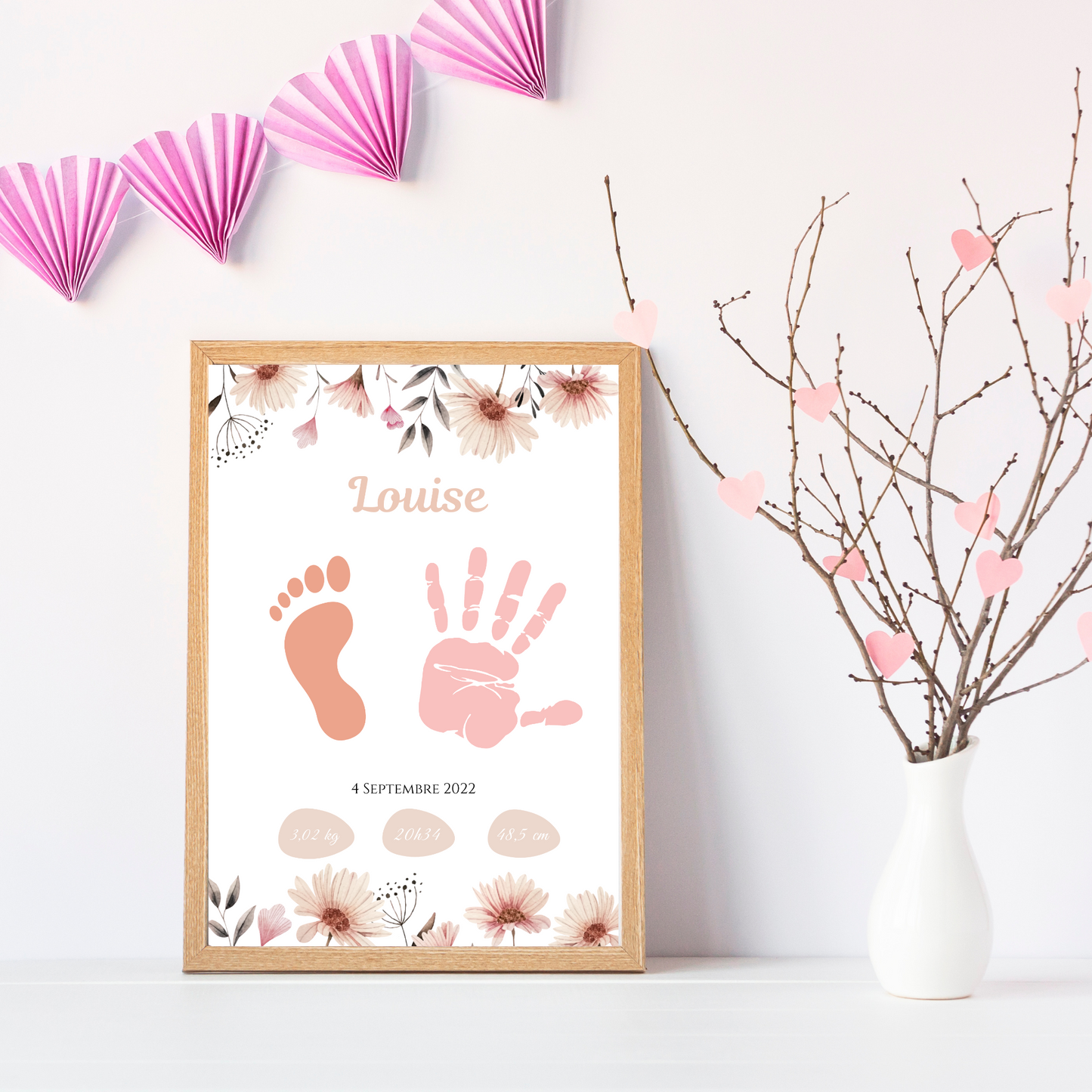 Affiche de naissance personnalisée empreinte bébé  - décoration chambre enfant fleurs pastels par Le Temps des Paillettes