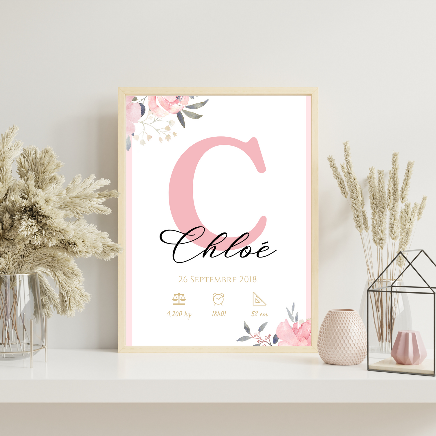 Affiche de naissance personnalisée prénom initiale rose - Cadeau de naissance personnalisé par Le Temps des Paillettes - Le Temps des Paillettes